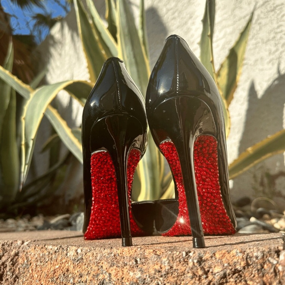 BRAND NEW!!! Custom Red Bottom Bling Stilettos!